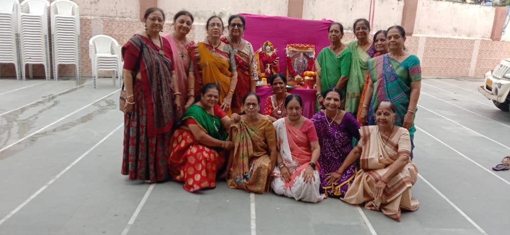 વાલમ બ્રાહ્મણ મહિલા મંડળ દ્વારા પારંપરિક ગરબા નું આયોજન